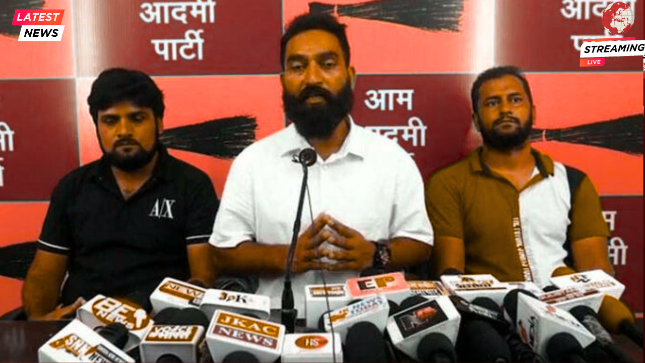 AAP MLA Mehraj Malik अरेस्ट, महबूबा ने उठाए गंभीर सवाल